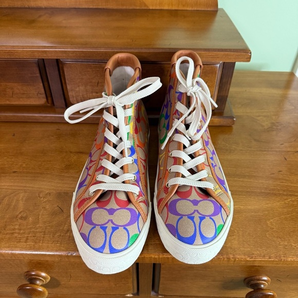 NEW Coach Citysole High Top Platform Sneaker Rainbow Signature size  7.5 y2k - Picture 2 of 10